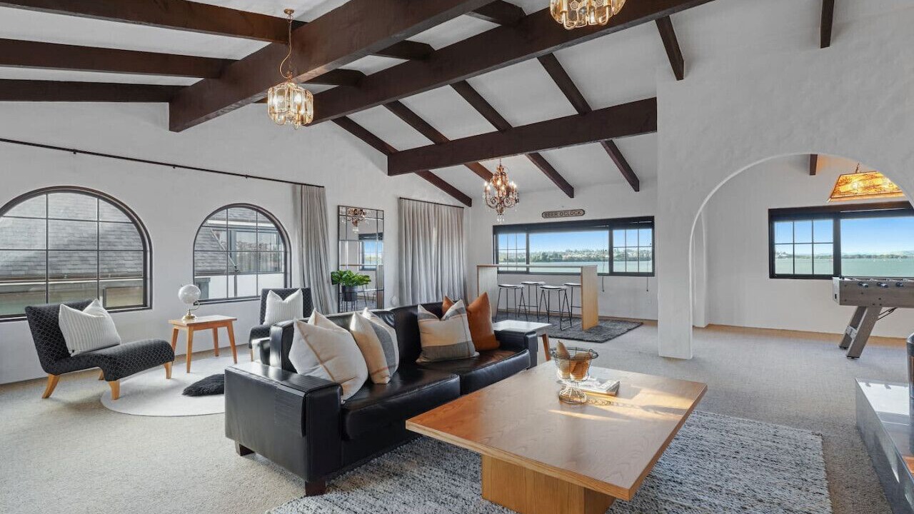 Photo of Livingroom in Sunnyhills