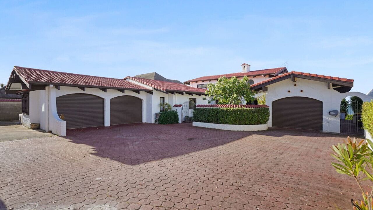 Photo of Outdoor in Sunnyhills