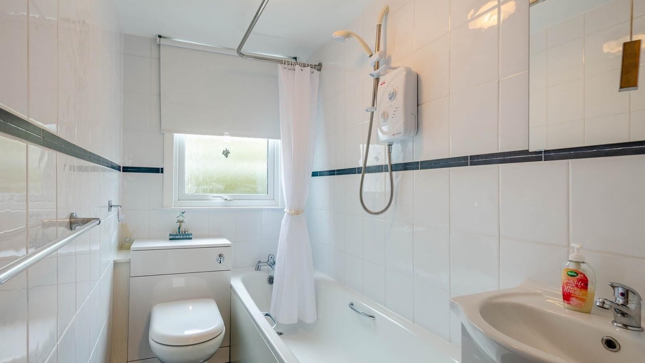 Photo of Bathroom in Brodick