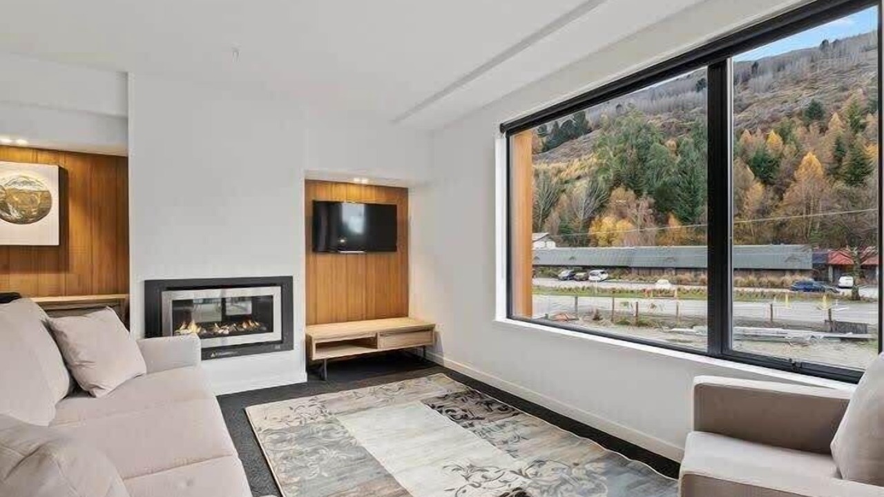 Photo of Livingroom in Arthur's Point