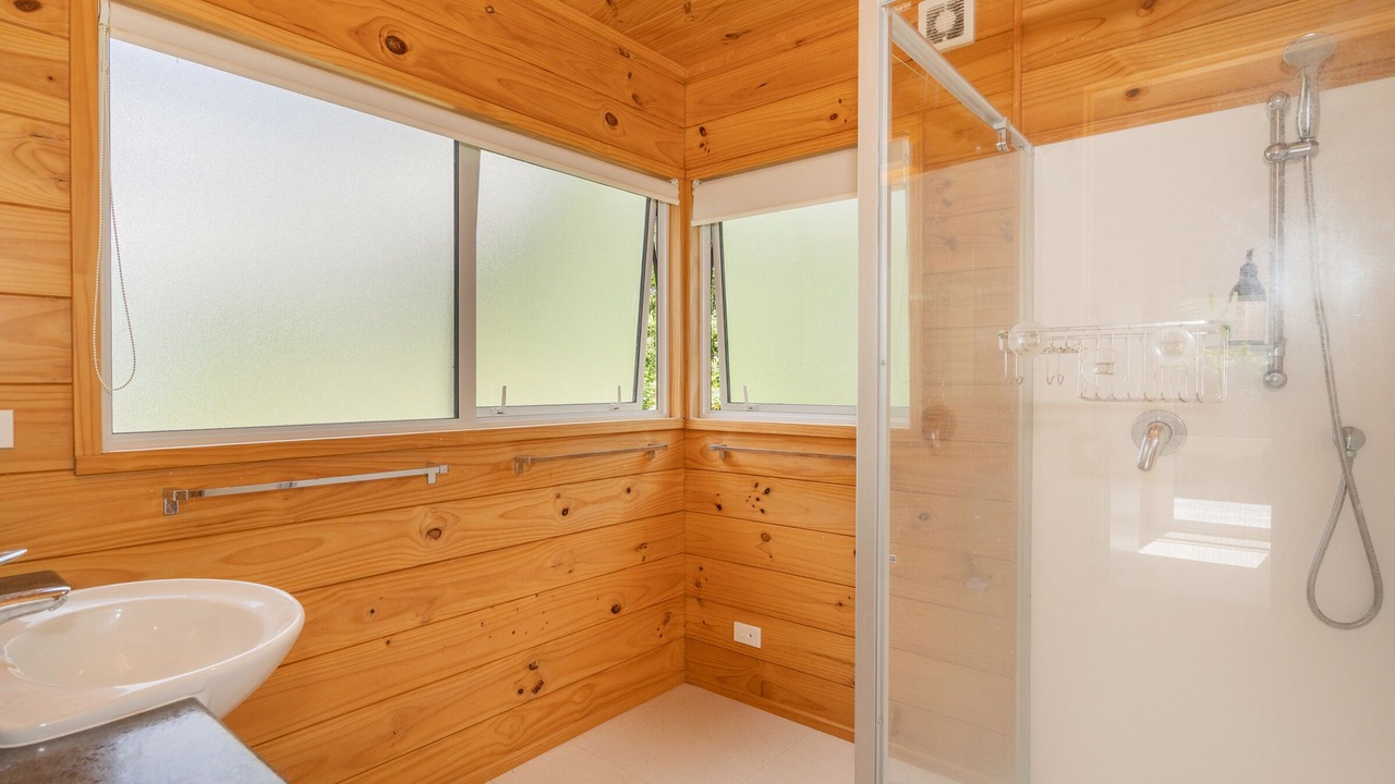 Photo of Bathroom in Onemana