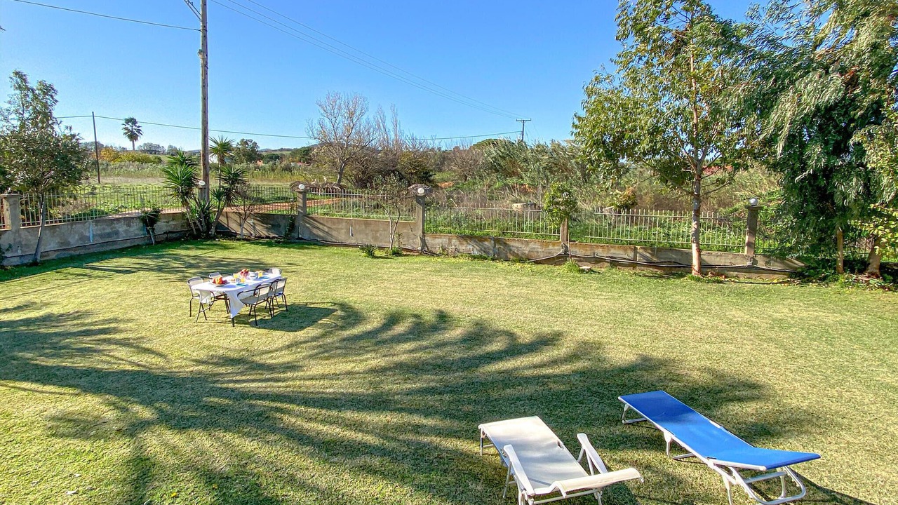 Photo of Others in Larissos