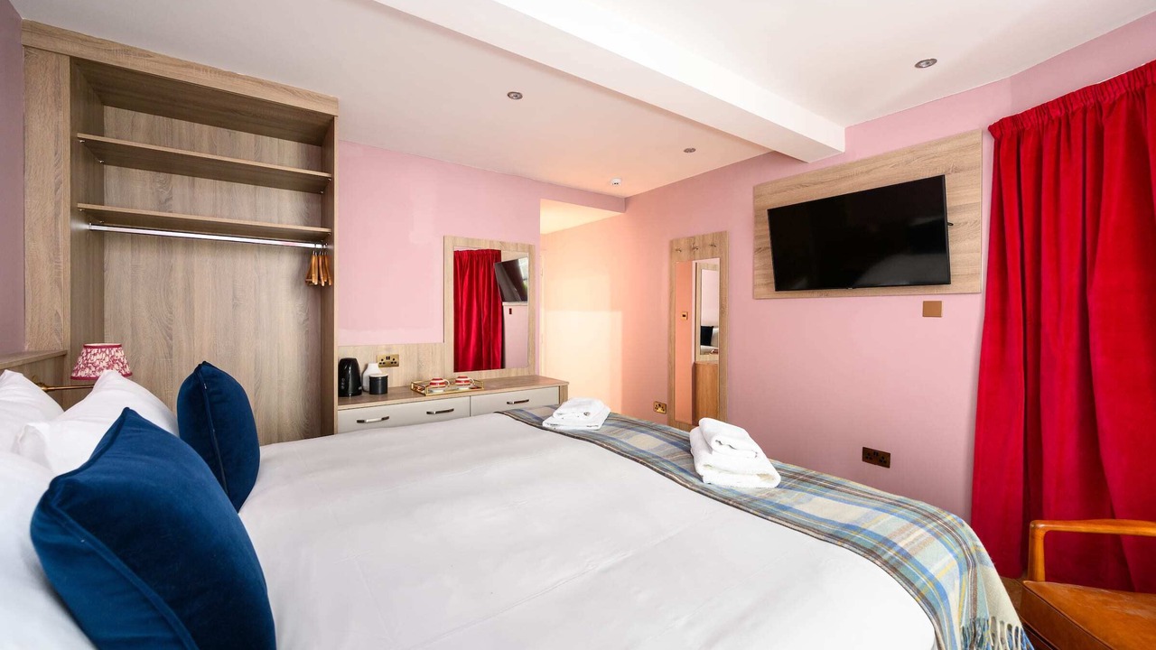 Photo of Bedroom in New Town