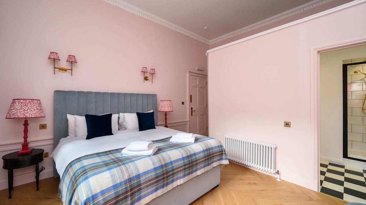 Photo of Bedroom in New Town