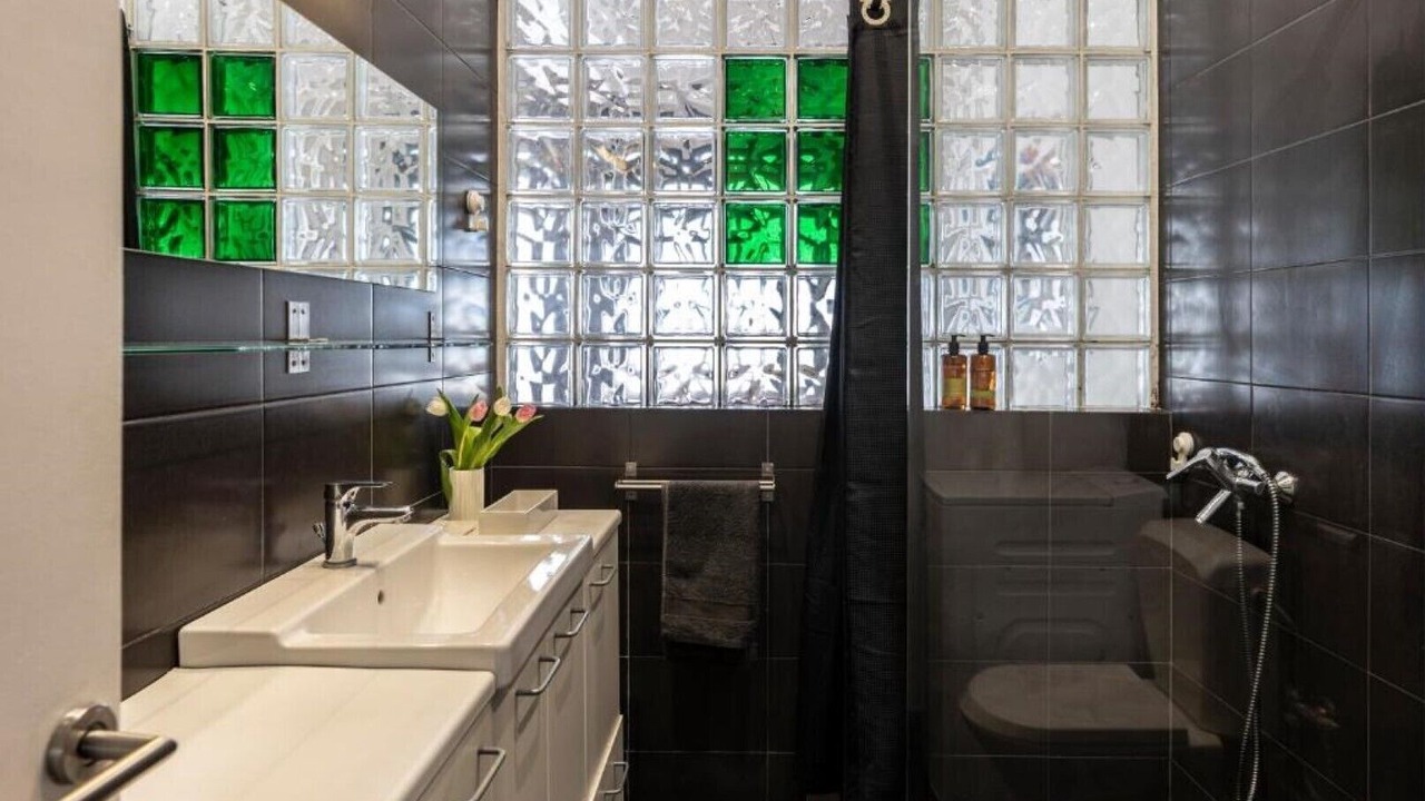 Photo of Bathroom in Exarhia