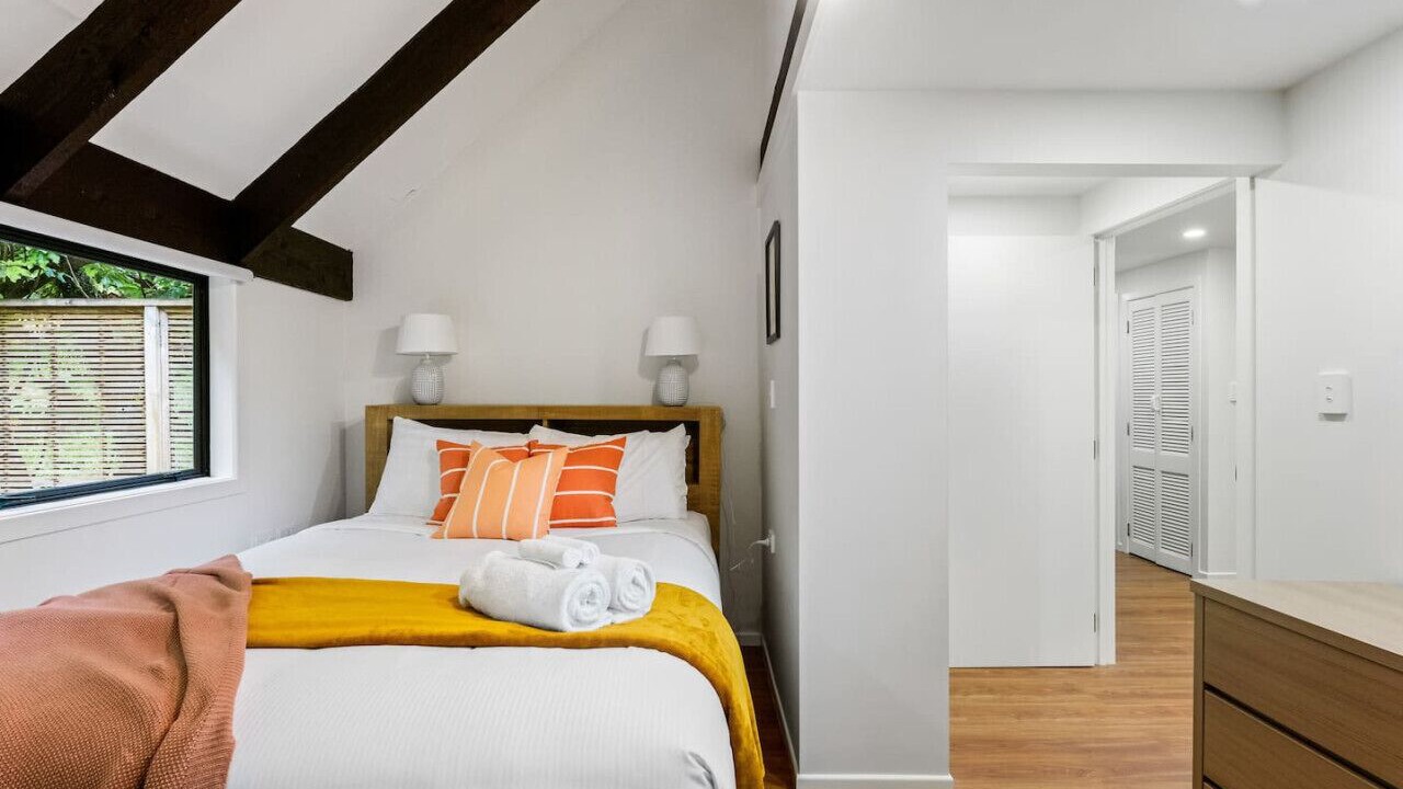 Photo of Bedroom in Titirangi