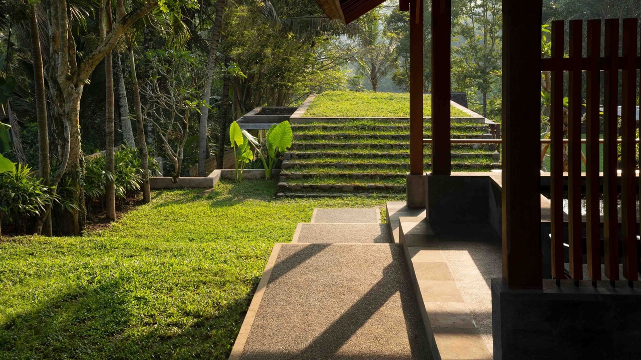 Photo of Outdoor in Sambahan
