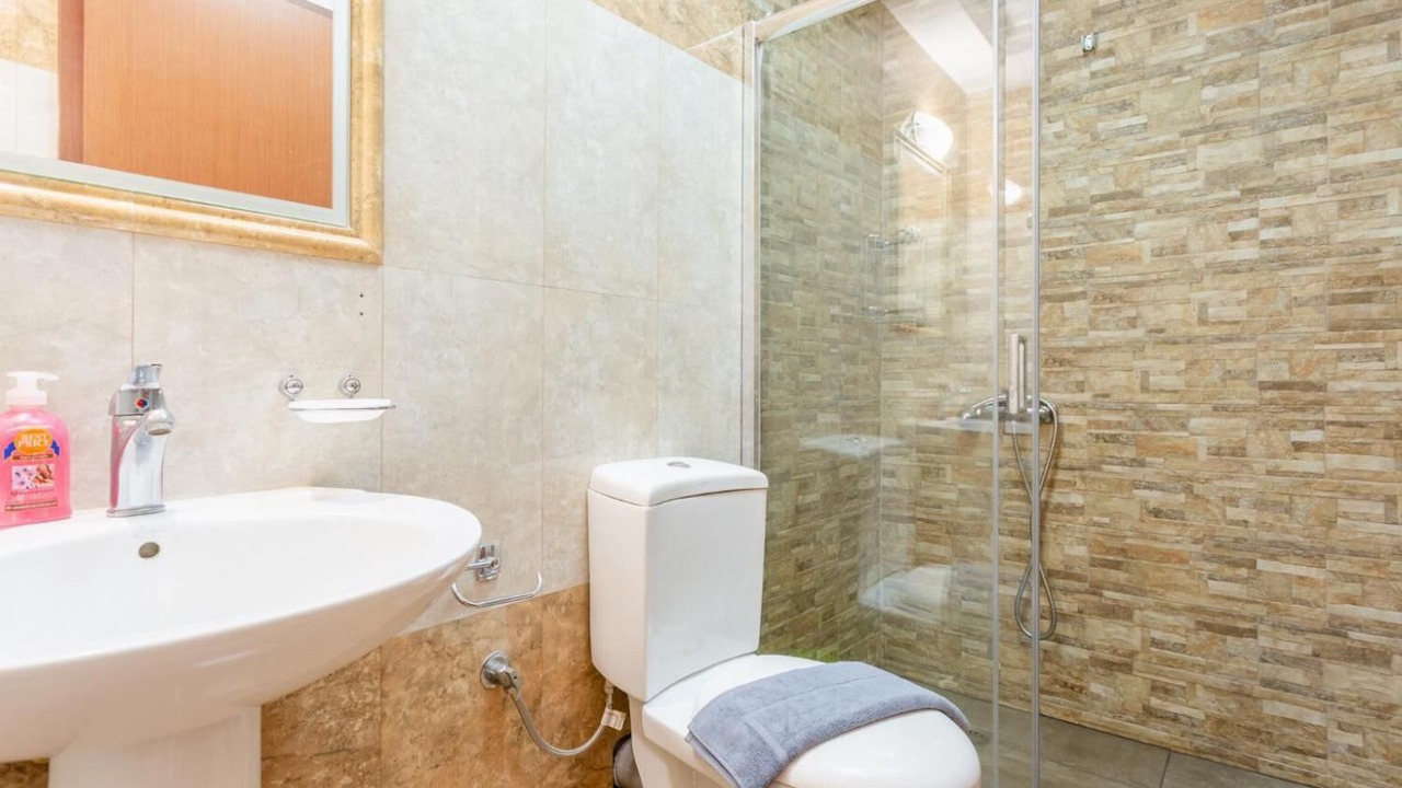 Photo of Bathroom in Megala Chorafia