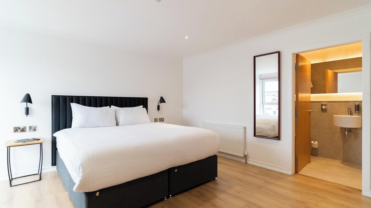 Photo of Bedroom in West End