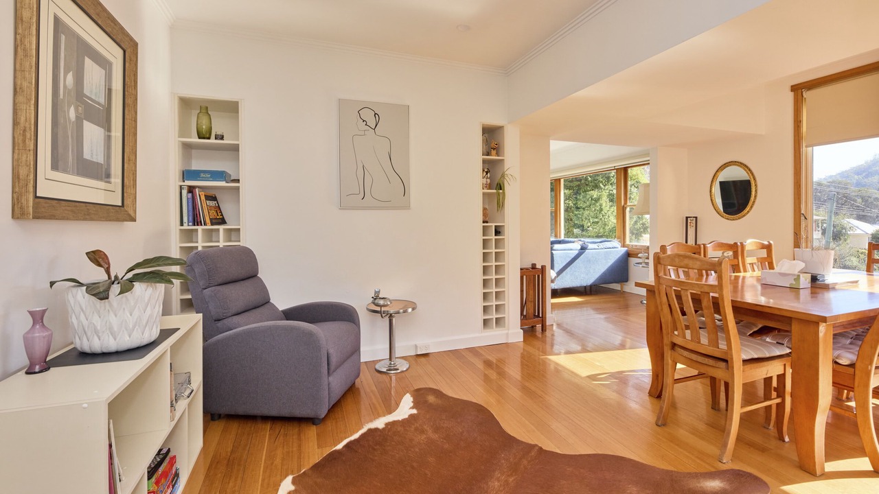 Photo of Livingroom in West Launceston