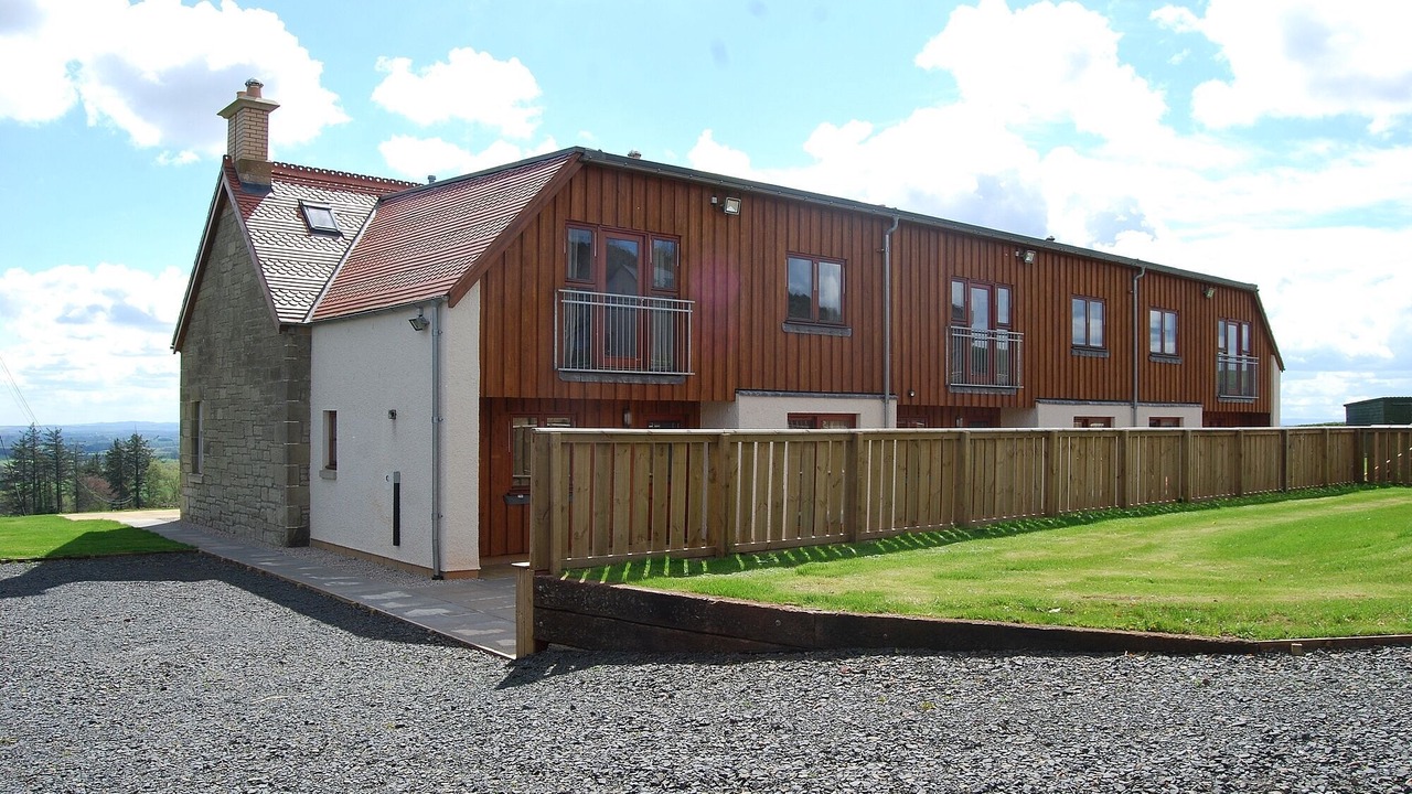 Photo of Outdoor in Duns
