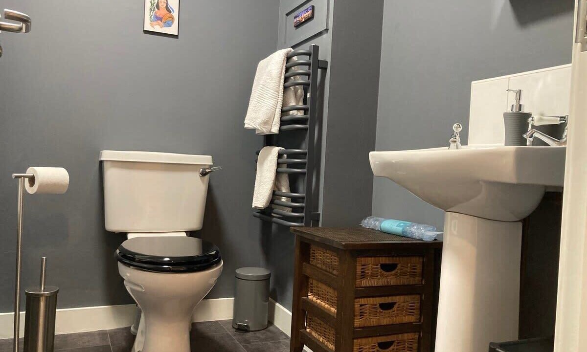 Photo of Bathroom in City Centre Glasgow