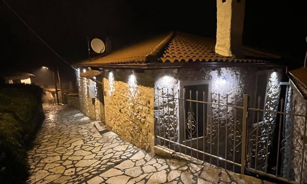 Photo of Outdoor in Raftis