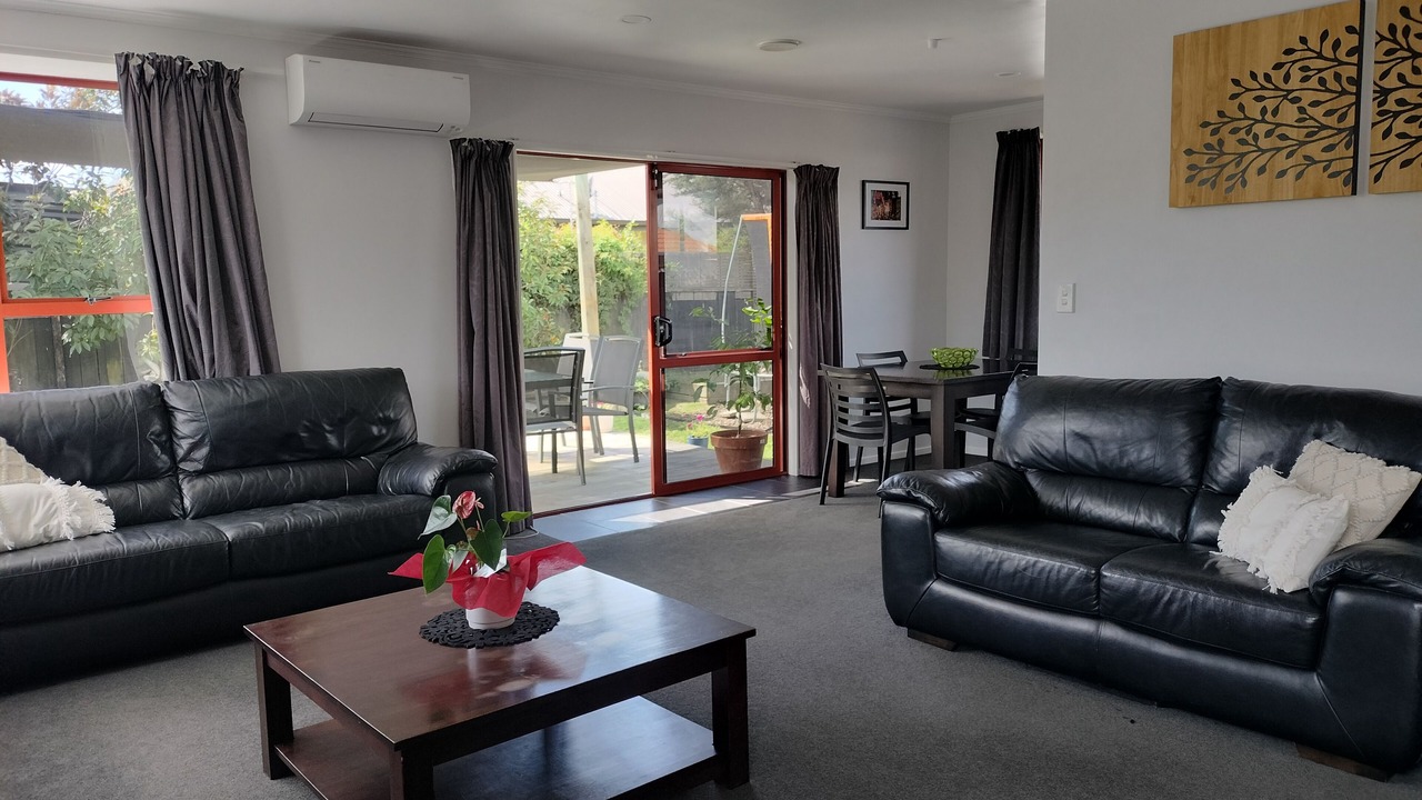 Photo of Livingroom in Tahunanui