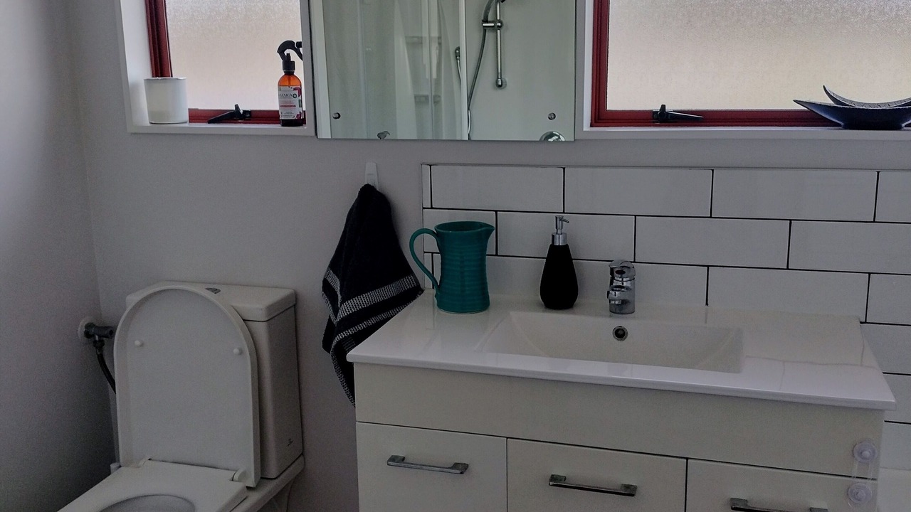 Photo of Bathroom in Tahunanui