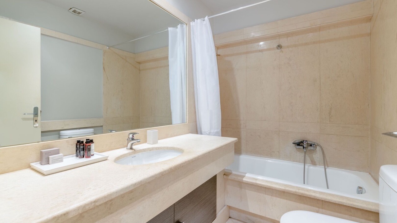 Photo of Bathroom in Mets