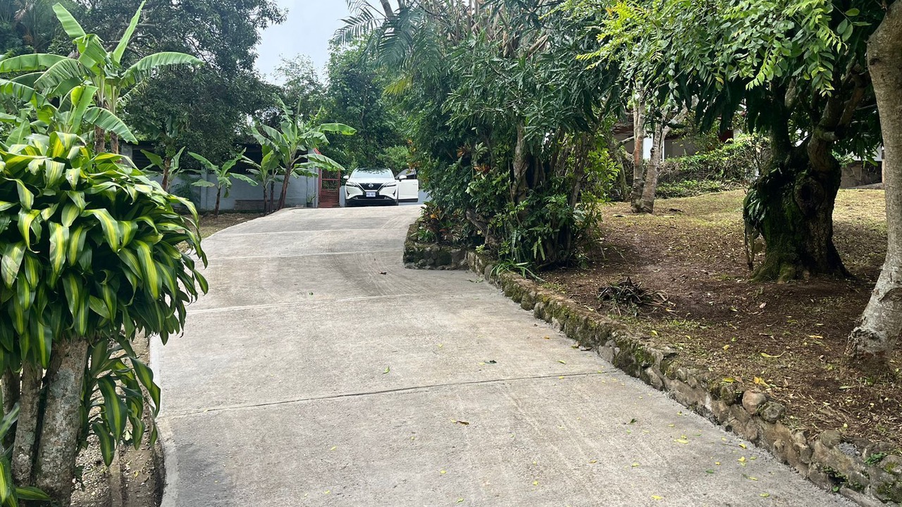 Photo of Outdoor in Roble