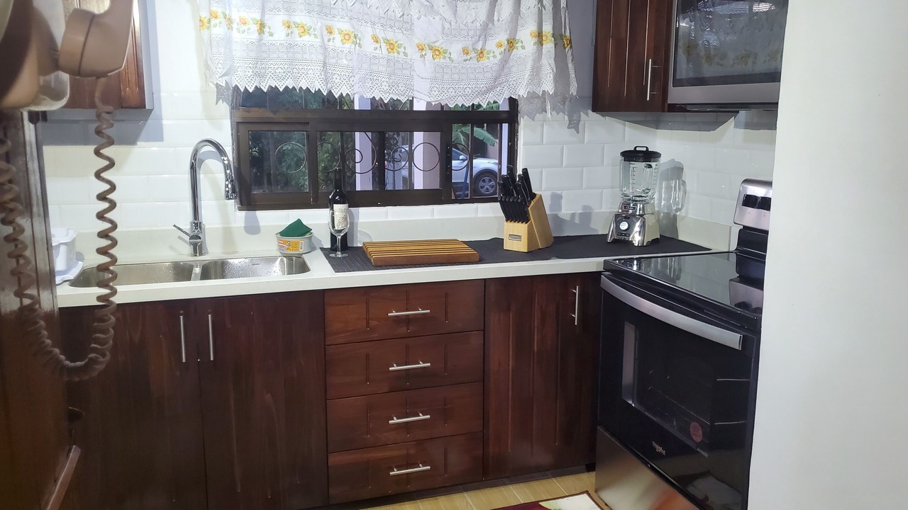 Photo of Kitchen in Roble