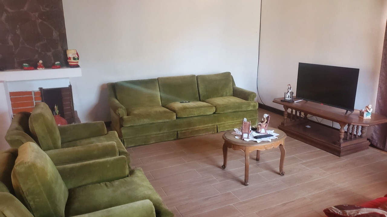 Photo of Livingroom in Roble