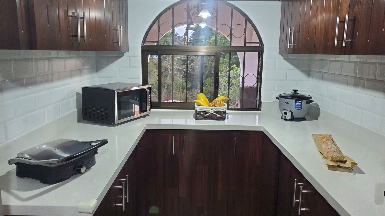 Photo of Kitchen in Roble
