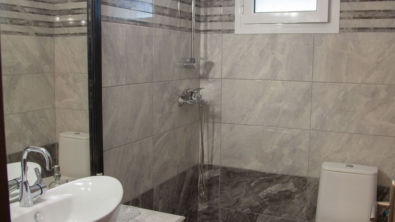 Photo of Bathroom in Kaligata