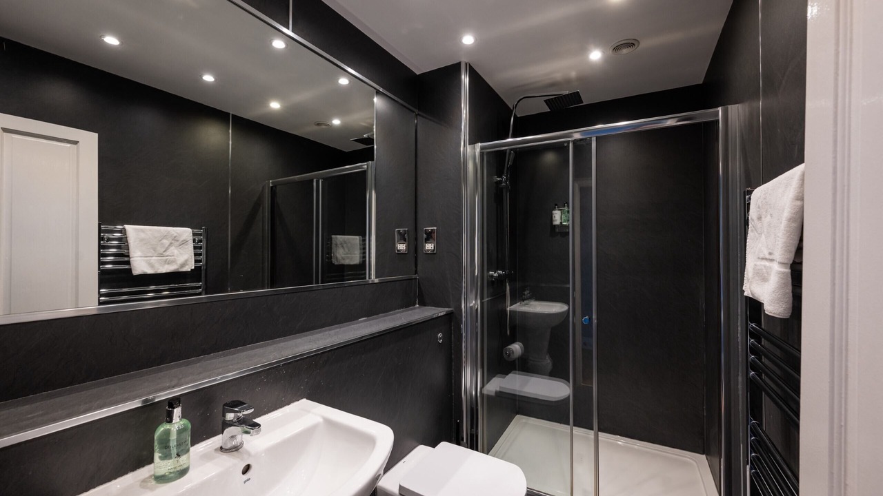 Photo of Bathroom in New Town