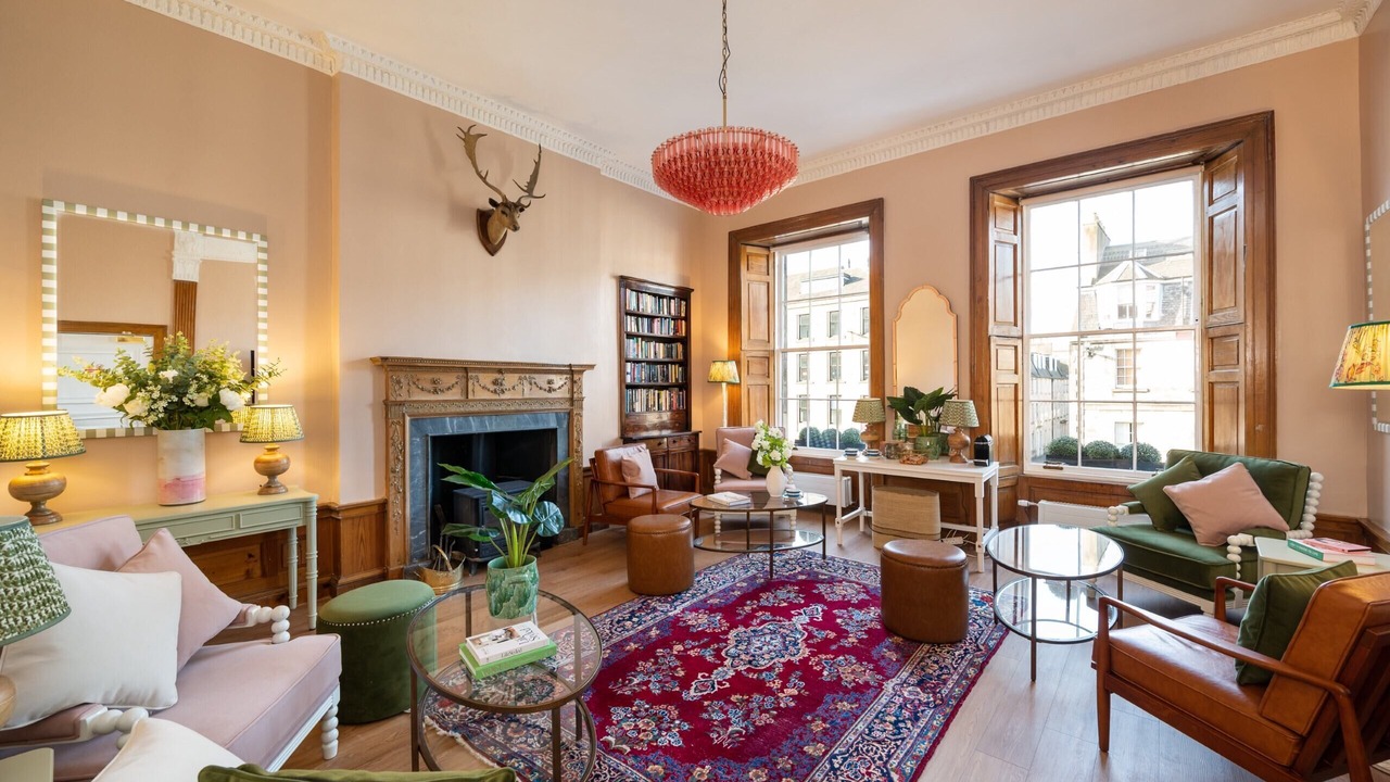 Photo of Livingroom in New Town