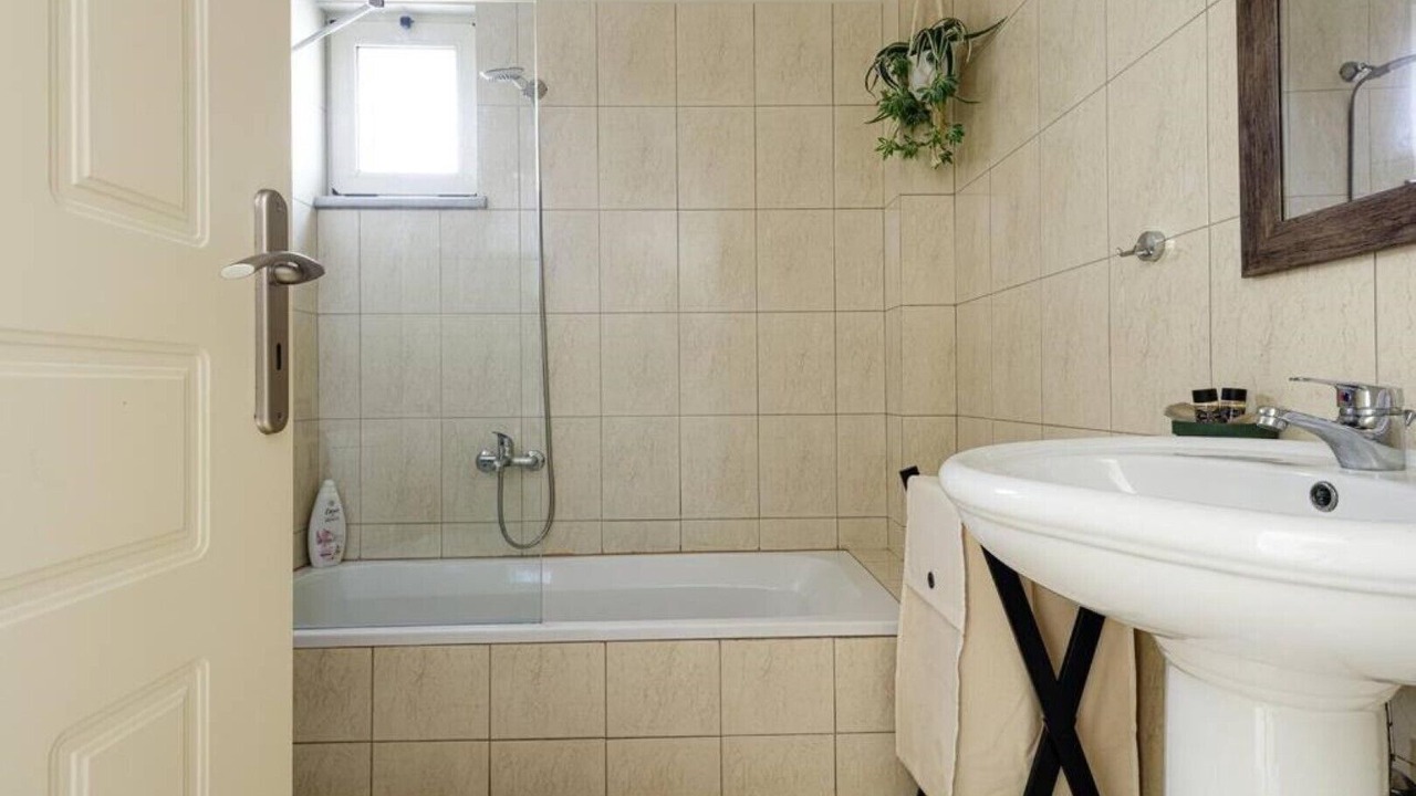 Photo of Bathroom in Megala Chorafia