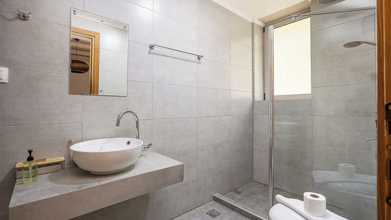 Photo of Bathroom in Limeniskos
