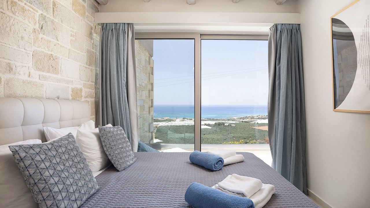 Photo of Bedroom in Limeniskos