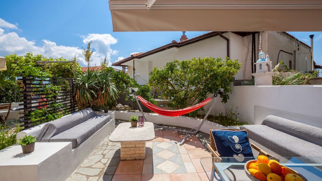 Photo of Patio Balcony in Neos Marmaras