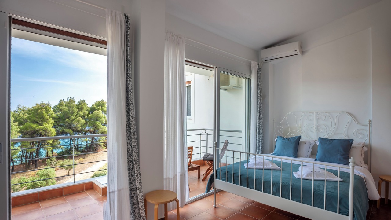 Photo of Bedroom in Sithonia