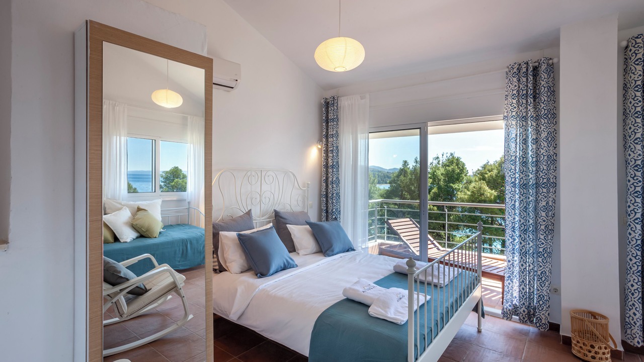 Photo of Bedroom in Sithonia