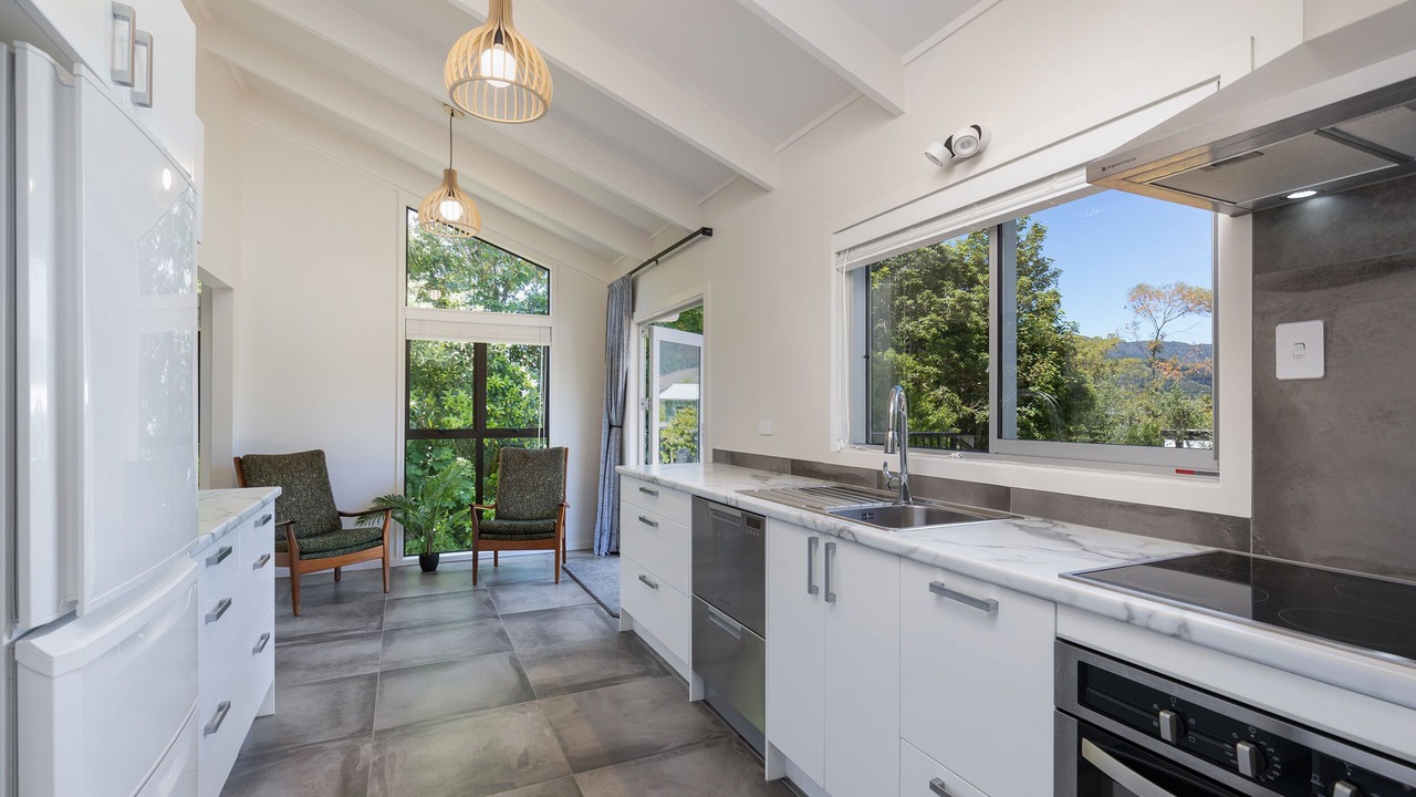 Photo of Kitchen in Anakiwa