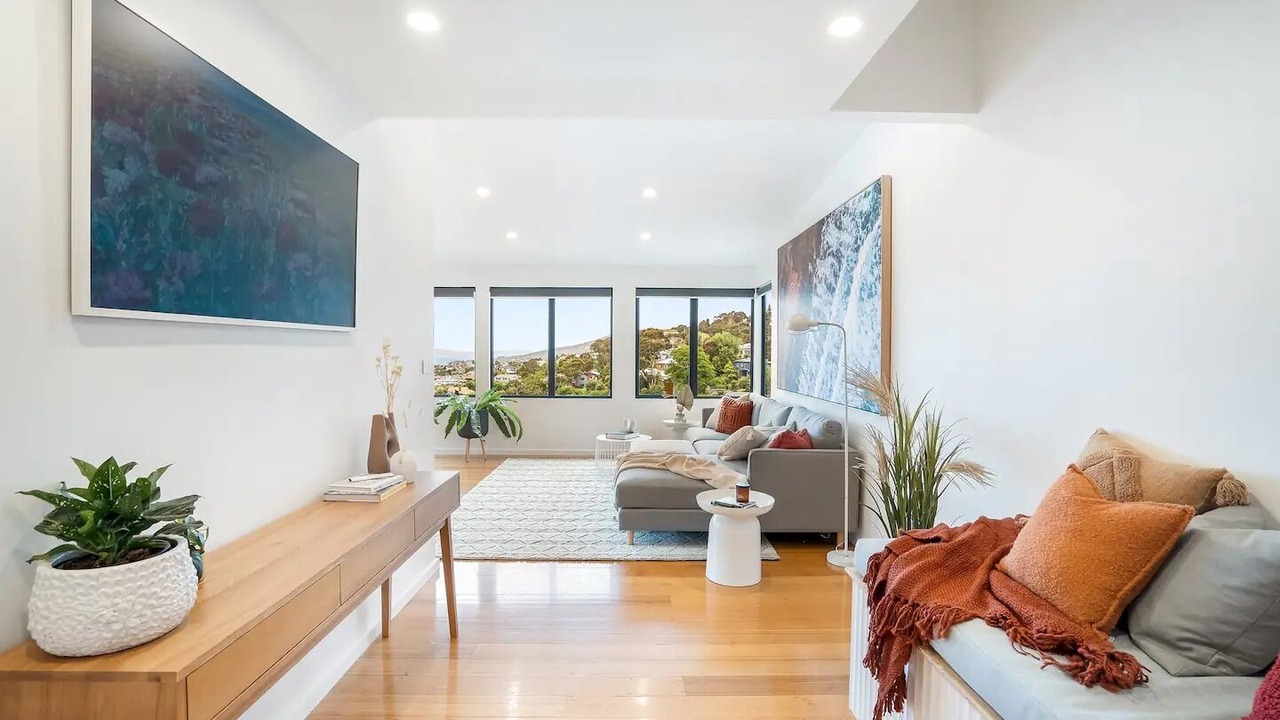 Photo of Livingroom in Mount Stuart