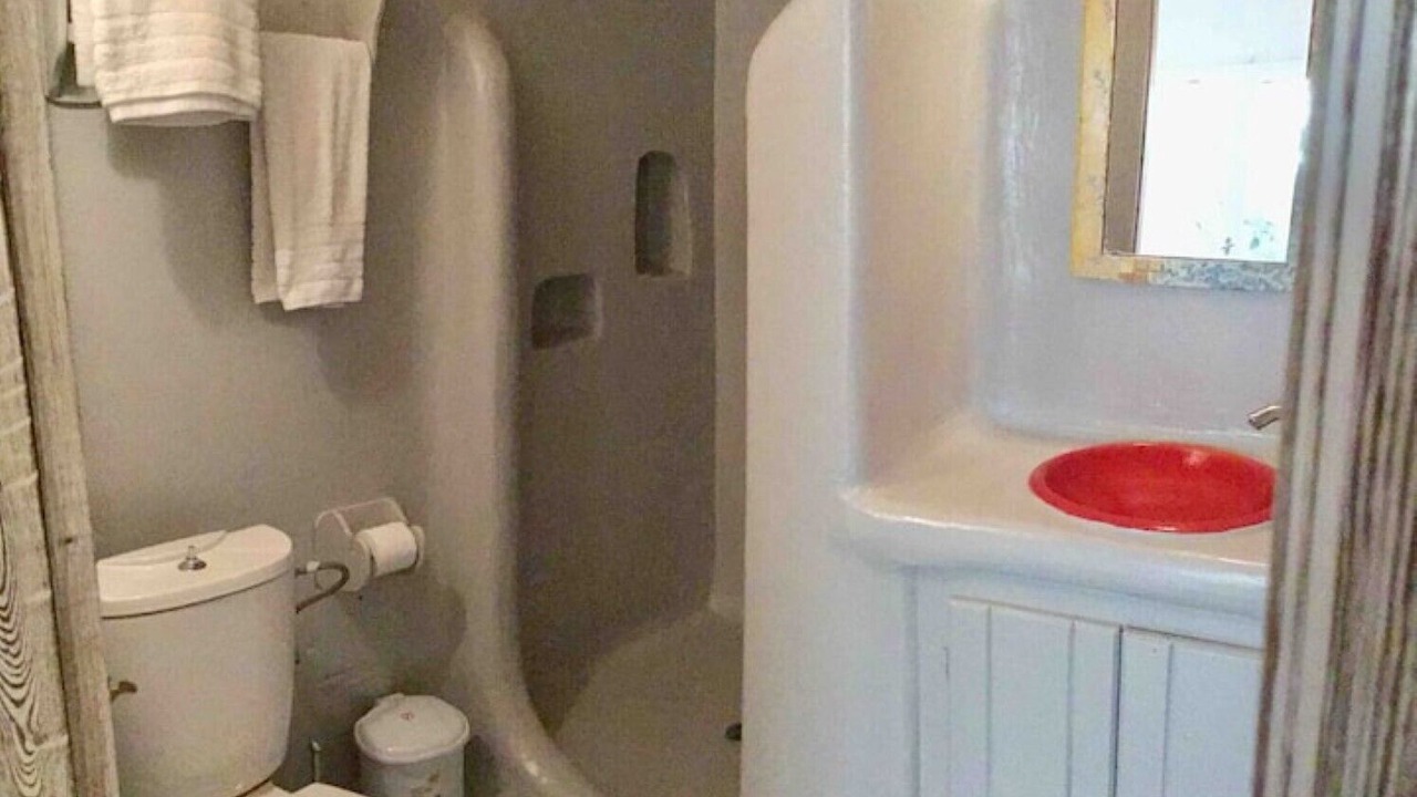 Photo of Bathroom in Psarou