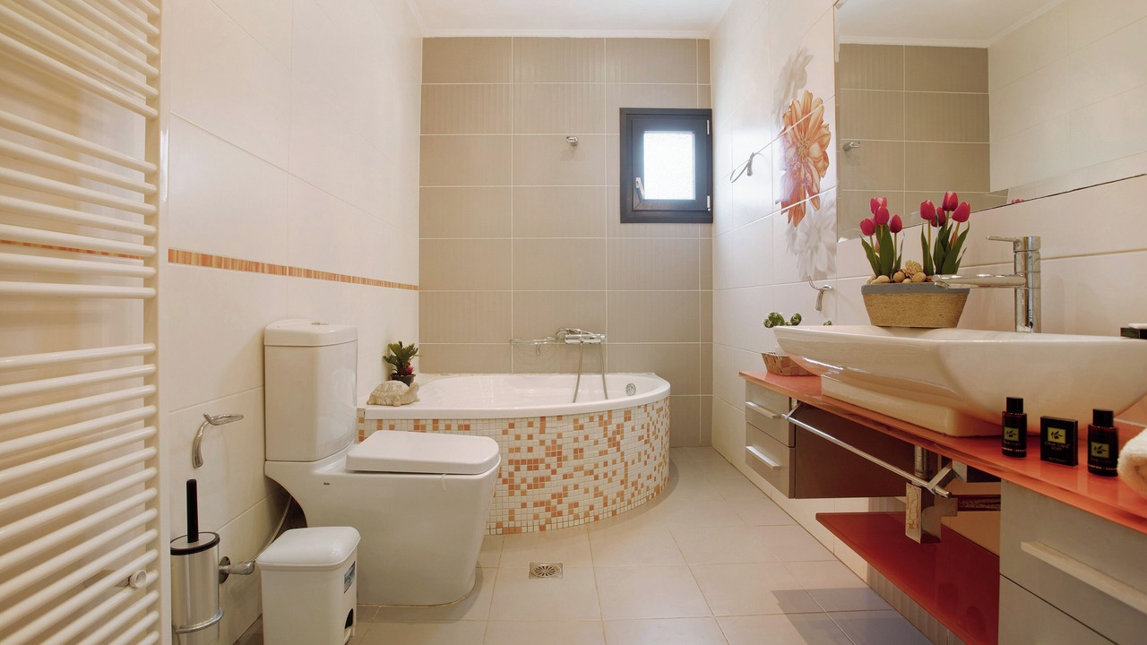 Photo of Bathroom in Alonia