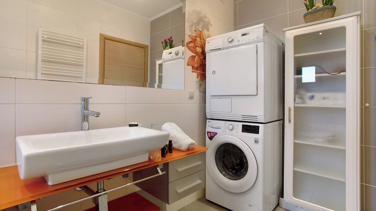 Photo of Bathroom in Alonia