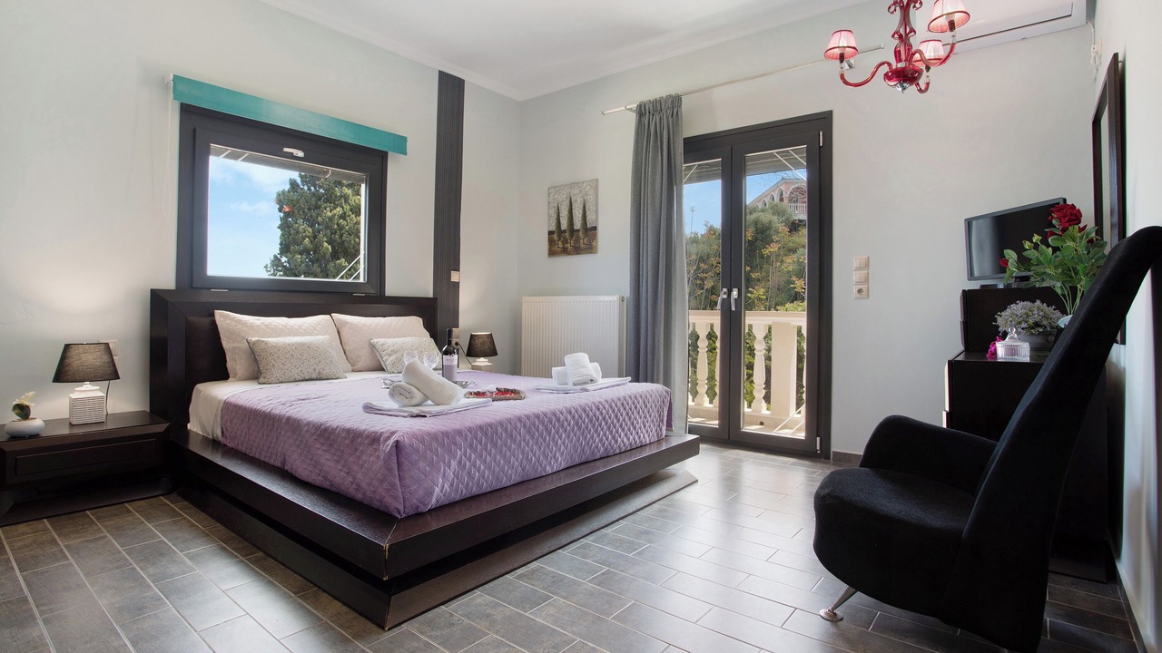 Photo of Bedroom in Alonia