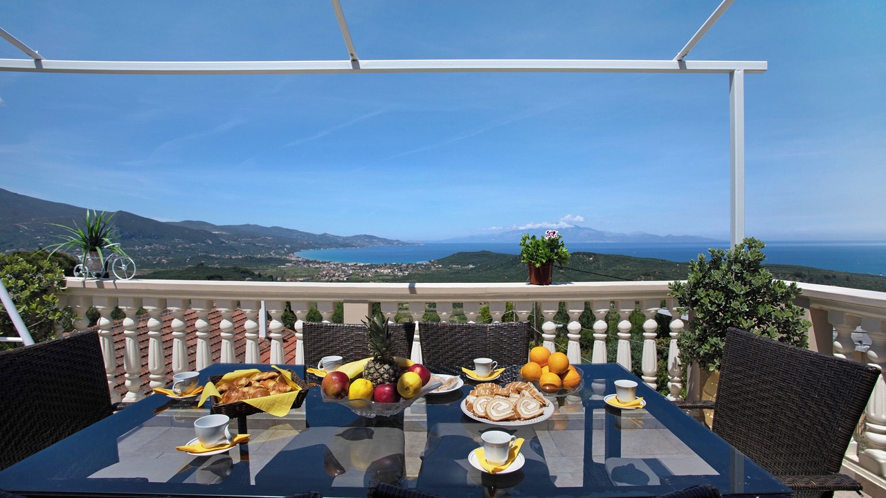 Photo of Outdoor in Alonia