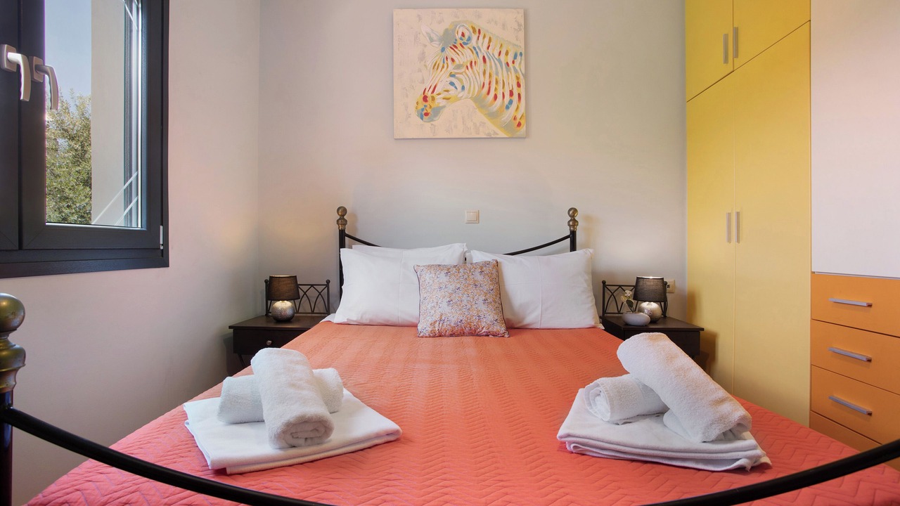 Photo of Bedroom in Alonia
