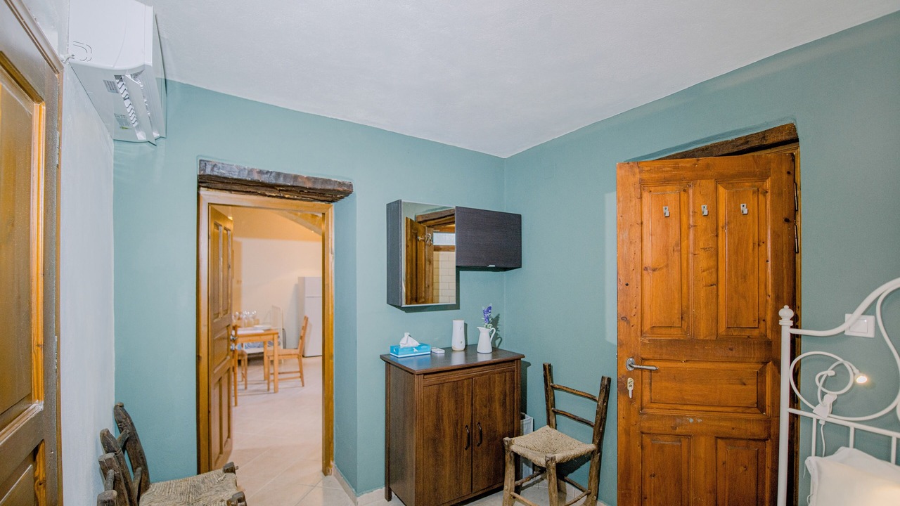 Photo of Bedroom in Latziana
