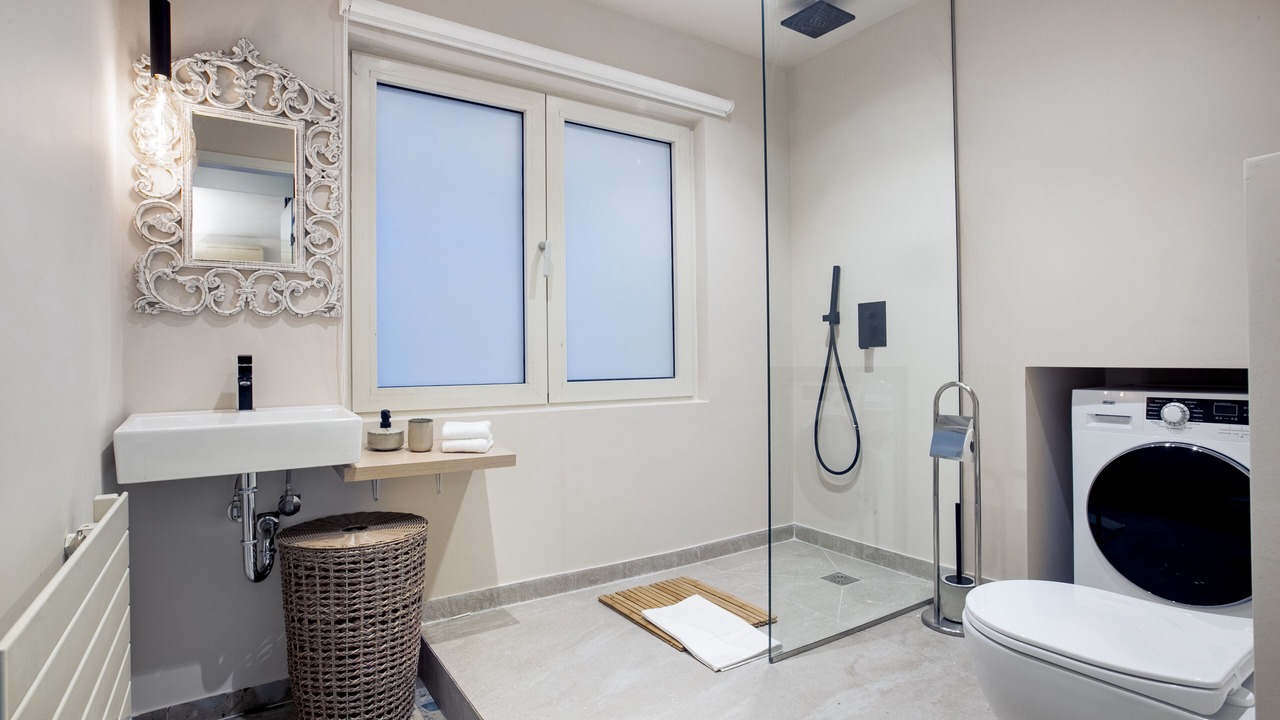 Photo of Bathroom in Thissio