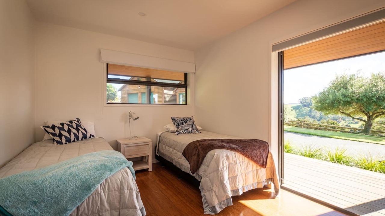 Photo of Bedroom in Russell