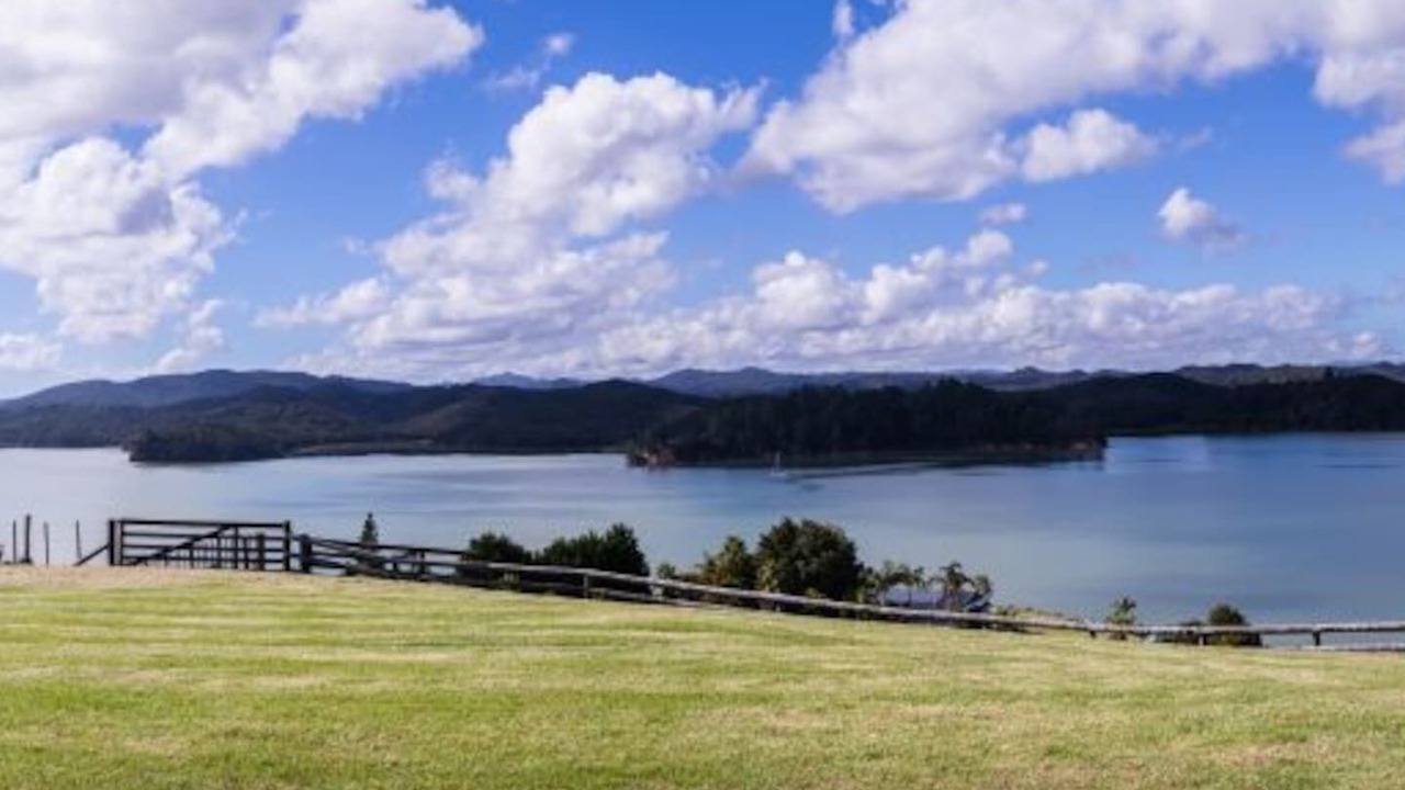 Photo of Outdoor in Russell