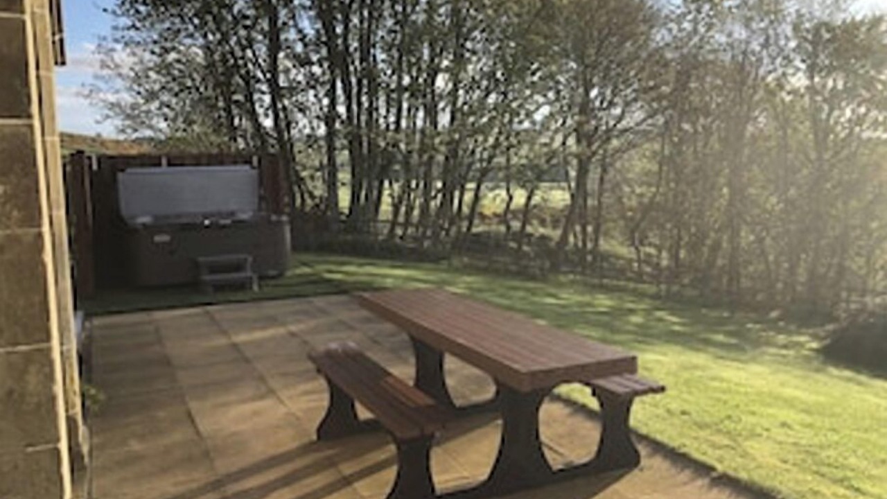 Photo of Outdoor in Duns