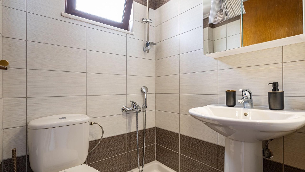 Photo of Bathroom in Katochori
