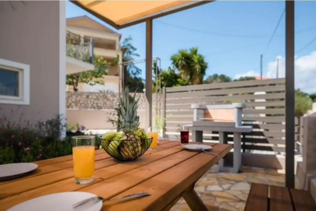 Photo of Outdoor in Menegata