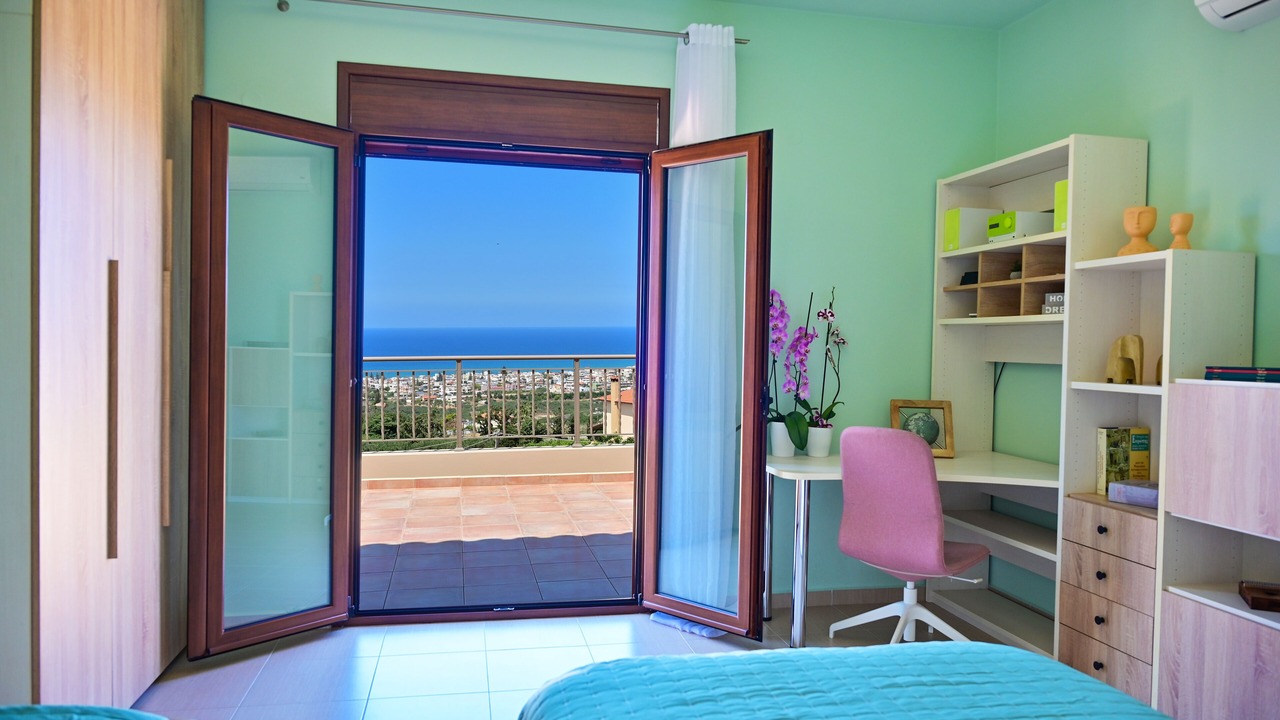 Photo of Bedroom in Vathianos Kampos