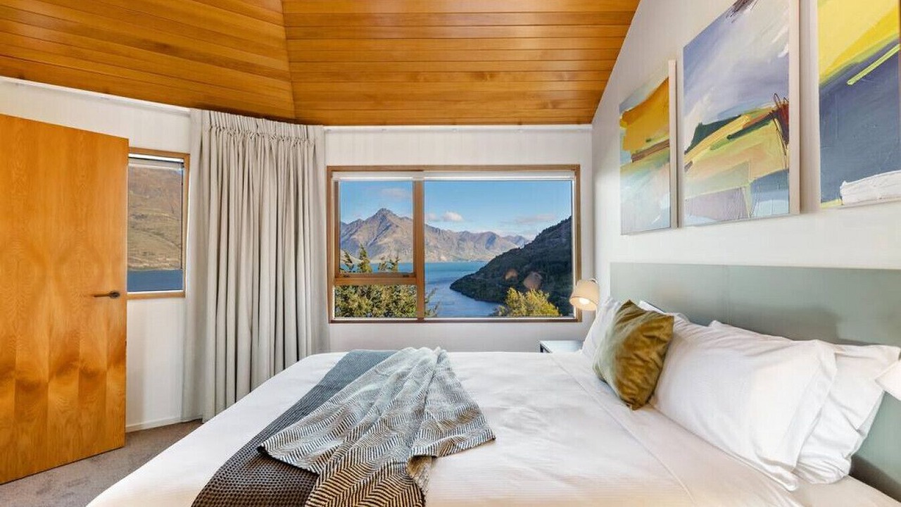 Photo of Bedroom in Sunshine Bay